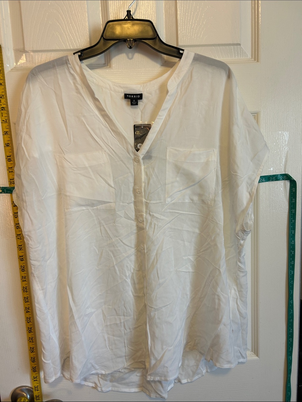 torrid White Short-Sleeve V-Neck Button Front Blouse